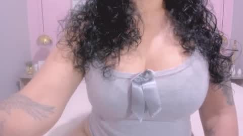Snapshot of 00valeriasexxx chatting on 12.16.24 Valeria online show from 12.16.24