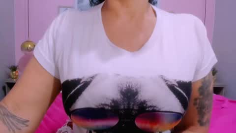 Snapshot of 00valeriasexxx chatting on 01.12.25 Valeria online show from 01.12.25