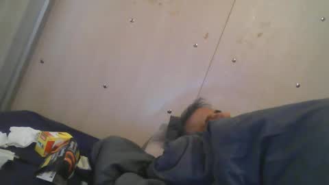 Snapshot of 0luvmonkey chatting on 10.11.25 0luvmonkey online show from 10.11.25