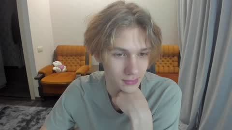 Snapshot of 0verlandd chatting on 12.14.24 Adam online show from 12.14.24