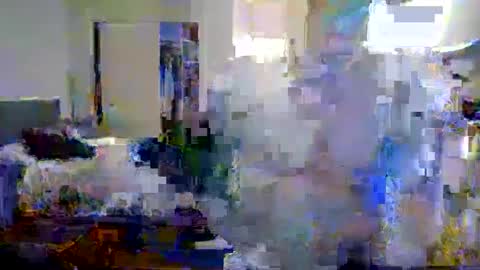 Snapshot of 1029mn chatting on 10.04.25 Takin Profits online show from 10.04.25