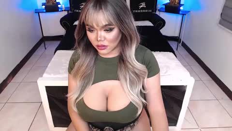 Sasha Banks online show from 01.12.25