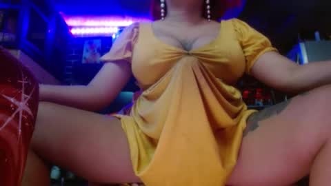  i am trixie im Your Selfsucking Mistress  online show from 11.07.25