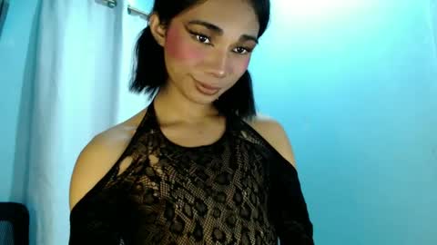 Snapshot of 18_nicole chatting on 02.03.25 barbie online show from 02.03.25