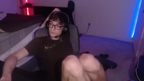 19yrboyhot online show from 09.14.25