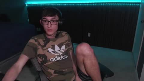 19yrboyhot online show from 10.21.25