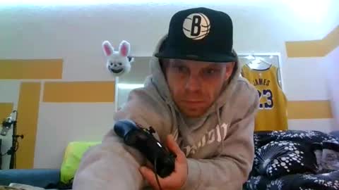 19banger85 online show from 11.08.25