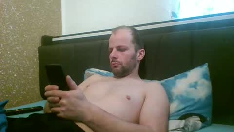 Snapshot of 19berni91 chatting on 03.09.25 berni online show from 03.09.25