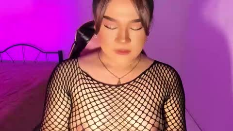 1lovelymess online show from 09.21.25