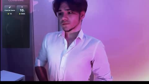 Snapshot of 1roberttt chatting on 10.28.25 1roberttt online show from 10.28.25