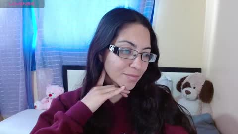 Snapshot of 1sasha_grey__1 chatting on 01.06.25 paola online show from 01.06.25