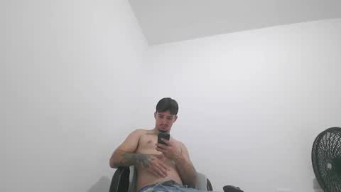 Snapshot of 1sensual chatting on 12.26.24 1sensual online show from 12.26.24