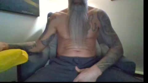 Snapshot of 1theone12 chatting on 12.28.24 1theone12 online show from 12.28.24