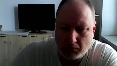 Snapshot of 1vaso chatting on 12.29.24 1vaso online show from 12.29.24