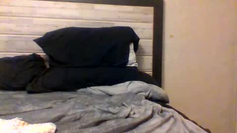 Snapshot of 2ccjbstar chatting on 02.04.25 BlacJewels online show from 02.04.25