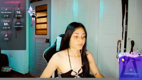 Snapshot of 2girls__dream chatting on 01.29.25 samantha sharon online show from 01.29.25