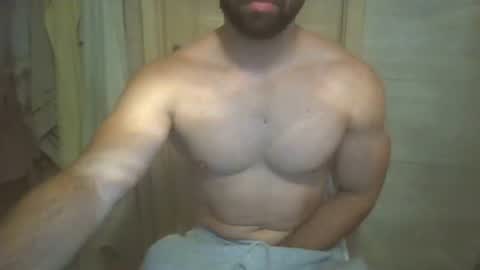 Snapshot of 2hot2furious chatting on 09.29.25 2hot2furious online show from 09.29.25