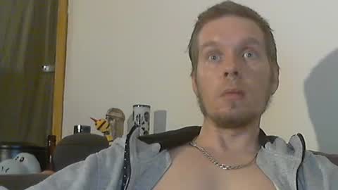 Snapshot of 2small4you83 chatting on 12.18.24 2small4you83 online show from 12.18.24