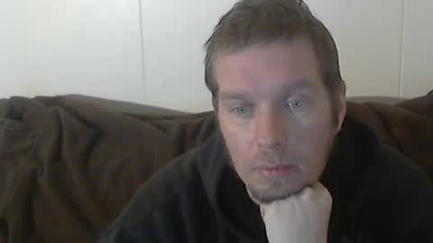 Snapshot of 2small4you83 chatting on 01.06.25 2small4you83 online show from 01.06.25