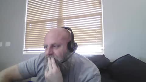 Snapshot of 69singledad79 chatting on 12.11.24 69singledad79 online show from 12.11.24