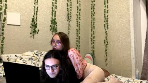 Snapshot of 6hei6not chatting on 12.03.25 6hei6not online show from 12.03.25