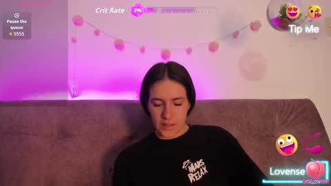 Snapshot of 777_milu chatting on 10.17.25 milu online show from 10.17.25