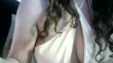 Lilu online show from 10.12.25