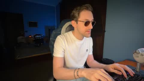 Snapshot of 91stefisexy91 chatting on 02.24.25 91stefisexy91 online show from 02.24.25