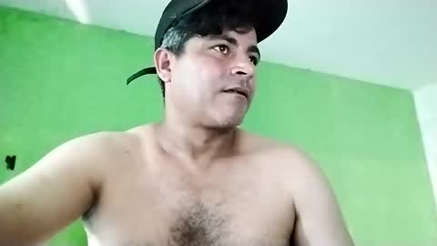 Snapshot of 9vinhocamshow chatting on 12.23.24 9vinhocamshow online show from 12.23.24