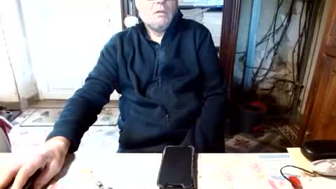 Snapshot of _123_voyeur_ chatting on 12.05.25 _123_voyeur_ online show from 12.05.25