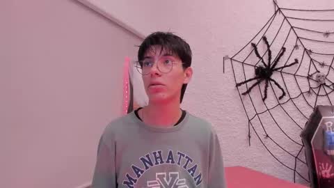 Alexander online show from 10.13.25