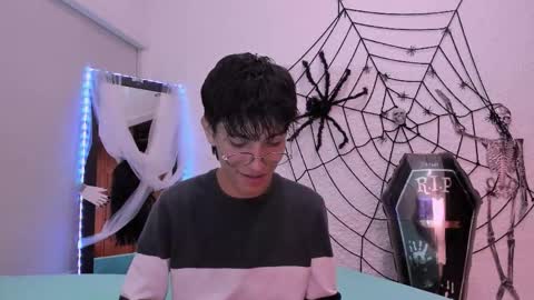 Alexander online show from 10.14.25