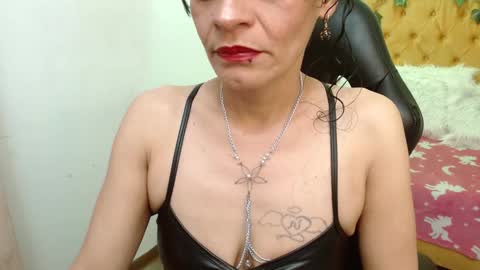 Snapshot of _alexandrajones chatting on 01.16.25 Alexandra online show from 01.16.25