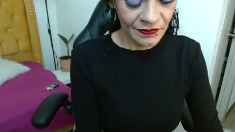 Snapshot of _alexandrajones chatting on 02.27.25 Alexandra online show from 02.27.25