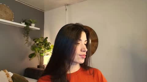 Snapshot of _aliice_1 chatting on 02.13.25  Alice  online show from 02.13.25