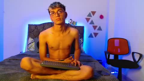 Snapshot of _andrew_willyams chatting on 01.19.25 Andres online show from 01.19.25