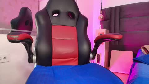 Snapshot of _arle_ chatting on 03.12.25 Arlet online show from 03.12.25