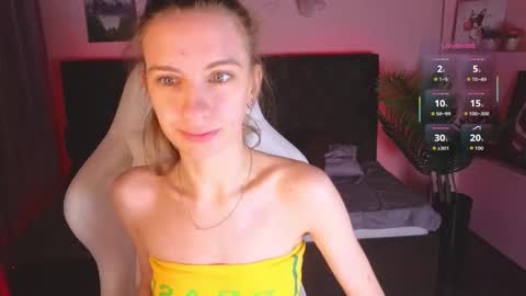 Snapshot of _ash_leyy_ chatting on 09.09.25 _ash_leyy_ online show from 09.09.25