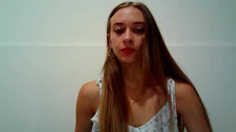 Snapshot of _aurora_sweet chatting on 09.09.25 _aurora_sweet online show from 09.09.25