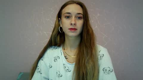 Snapshot of _aurora_sweet chatting on 10.07.25 _aurora_sweet online show from 10.07.25