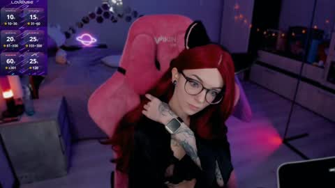Snapshot of _black_fox__ chatting on 12.01.24 Olivia Subscribe to my Fansly -   online show from 12.01.24