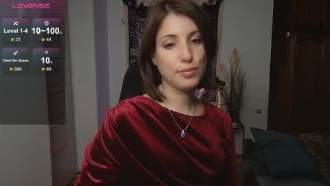 Snapshot of _blackpearl chatting on 12.20.24 Laura online show from 12.20.24