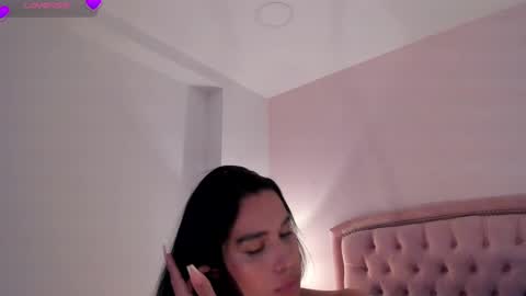 Snapshot of _cailyn chatting on 10.16.25 cailyn  online show from 10.16.25