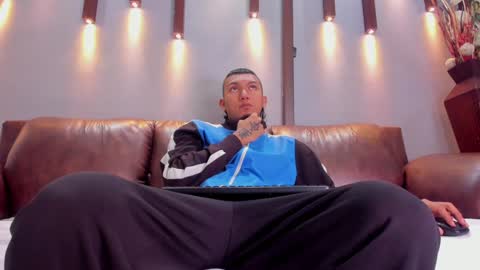 Shatta  Sara online show from 01.06.25