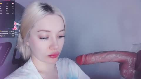 Snapshot of _chatur_babe chatting on 01.26.25 Angelina online show from 01.26.25