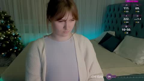 Snapshot of _chlo_e chatting on 12.14.24 Alisa NO NUDE online show from 12.14.24