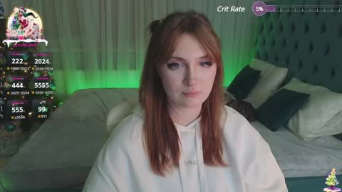 Snapshot of _chlo_e chatting on 01.06.25 Alisa NO NUDE online show from 01.06.25