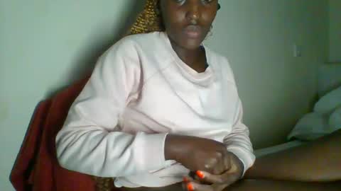 Snapshot of _clara01 chatting on 01.30.25 clara online show from 01.30.25