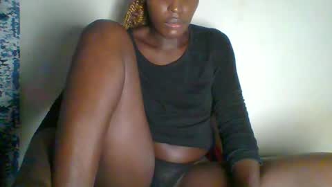 Snapshot of _clara01 chatting on 02.02.25 clara online show from 02.02.25