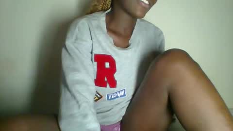 Snapshot of _clara01 chatting on 02.22.25 clara online show from 02.22.25